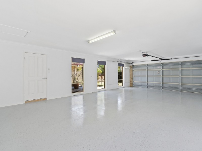 22 Gippsland Drive, Helensvale QLD 4212
