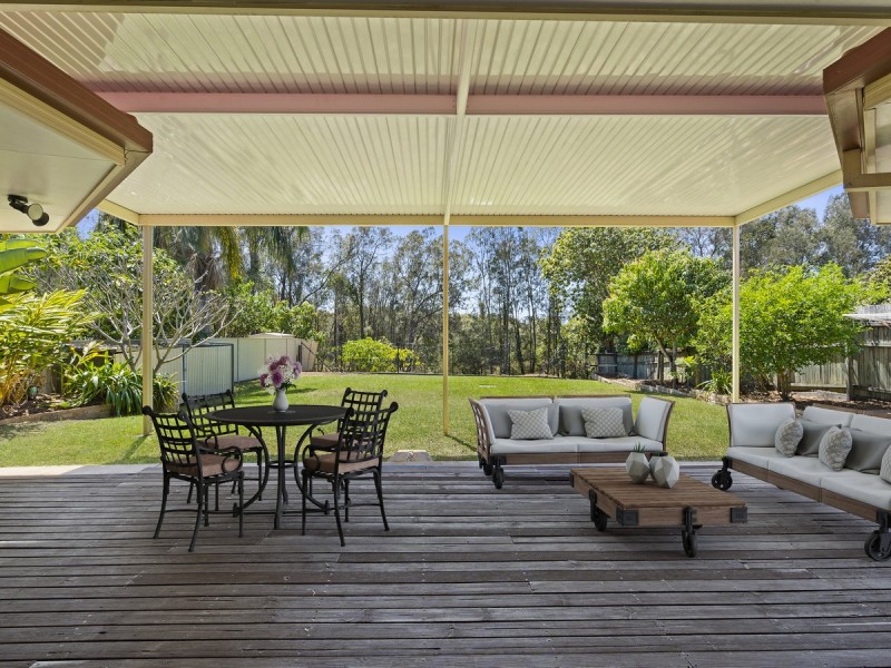 22 Gippsland Drive, Helensvale QLD 4212