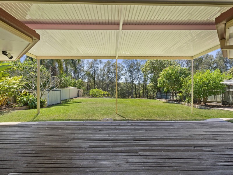 22 Gippsland Drive, Helensvale QLD 4212