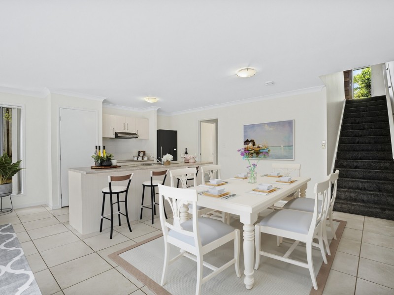 2/86 Mcauley Parade, Pacific Pines QLD 4211