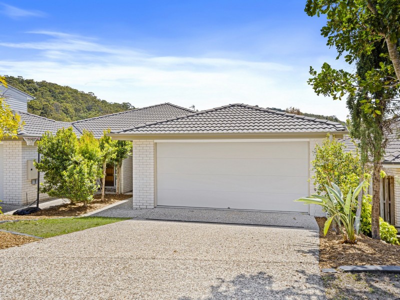 2/86 Mcauley Parade, Pacific Pines QLD 4211