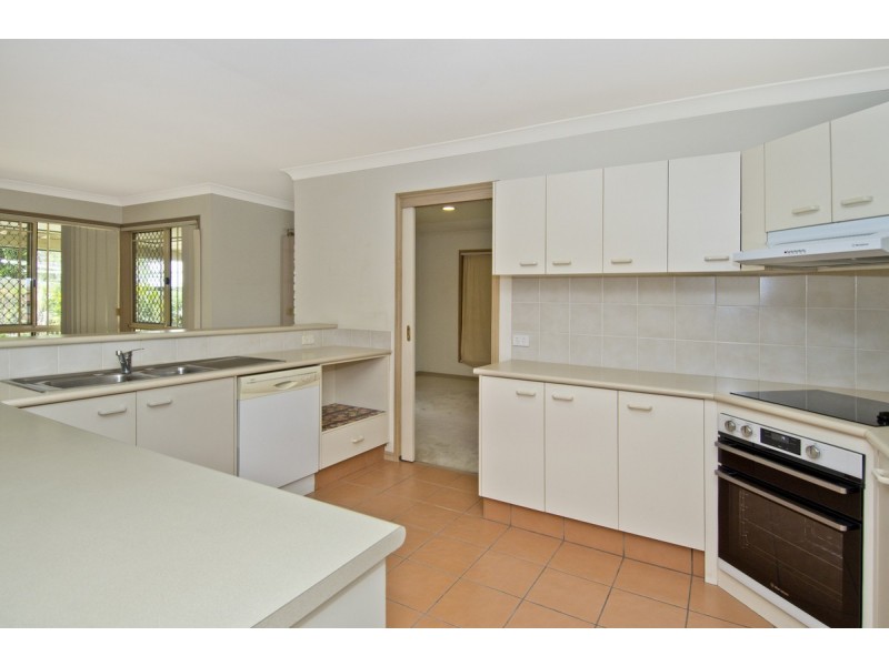 216 Napper Road, Parkwood QLD 4214