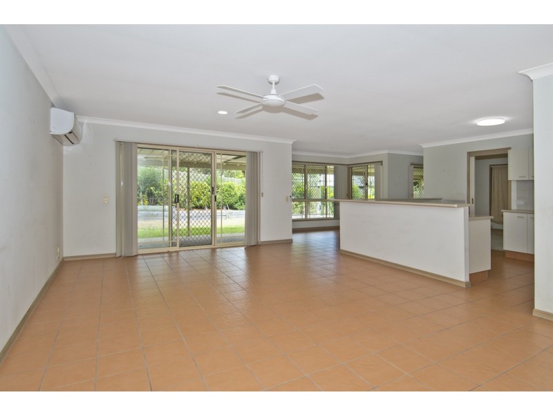 216 Napper Road, Parkwood QLD 4214