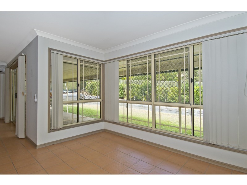 216 Napper Road, Parkwood QLD 4214