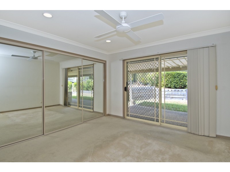 216 Napper Road, Parkwood QLD 4214