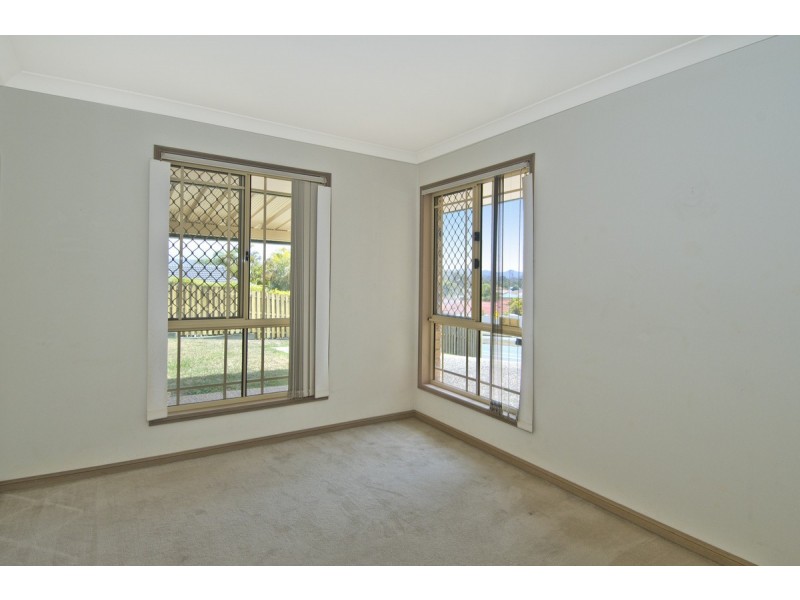216 Napper Road, Parkwood QLD 4214