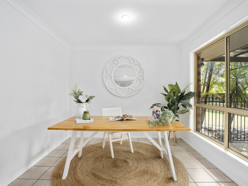 27 Pacific Pines Boulevard, Pacific Pines QLD 4211