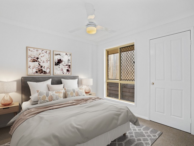 27 Pacific Pines Boulevard, Pacific Pines QLD 4211