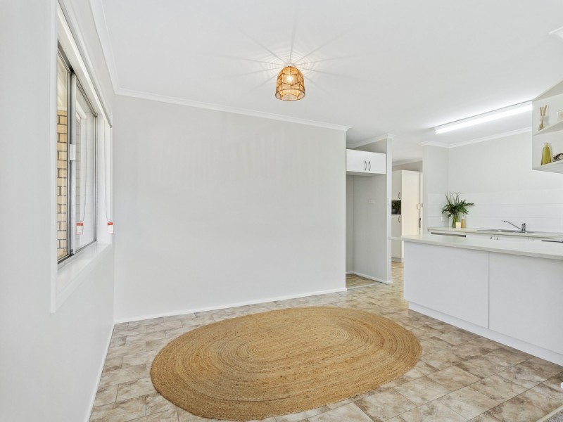 18 Forrest Avenue, Molendinar QLD 4214