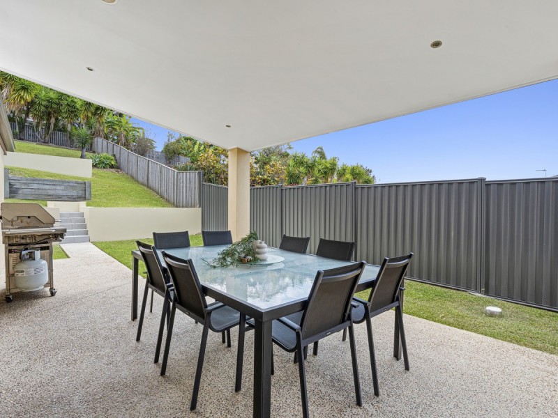 19 Bimberi Row, Pacific Pines QLD 4211
