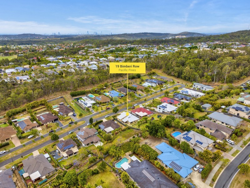 19 Bimberi Row, Pacific Pines QLD 4211