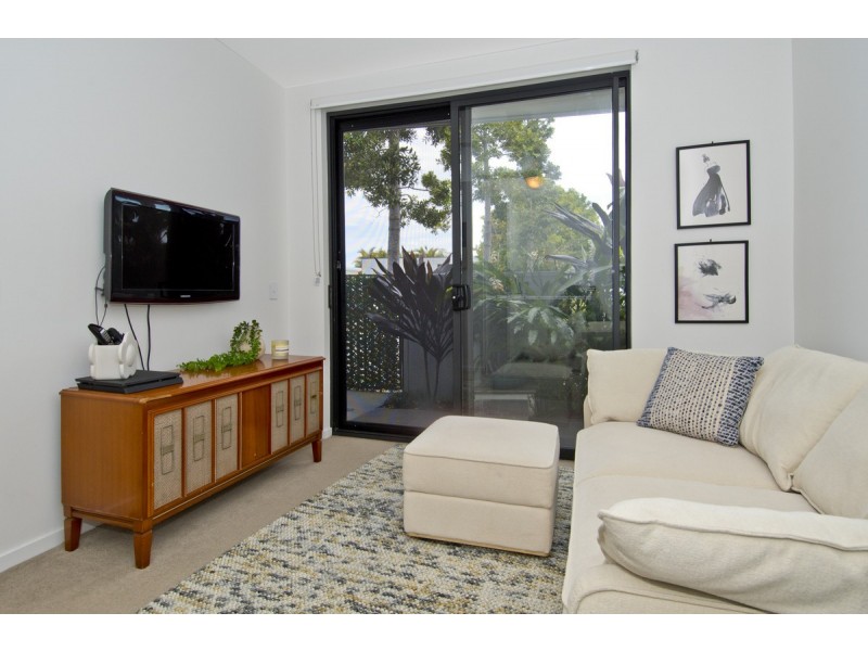 32 Outrigger Circuit, Hope Island QLD 4212