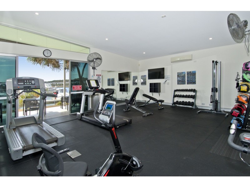 32 Outrigger Circuit, Hope Island QLD 4212