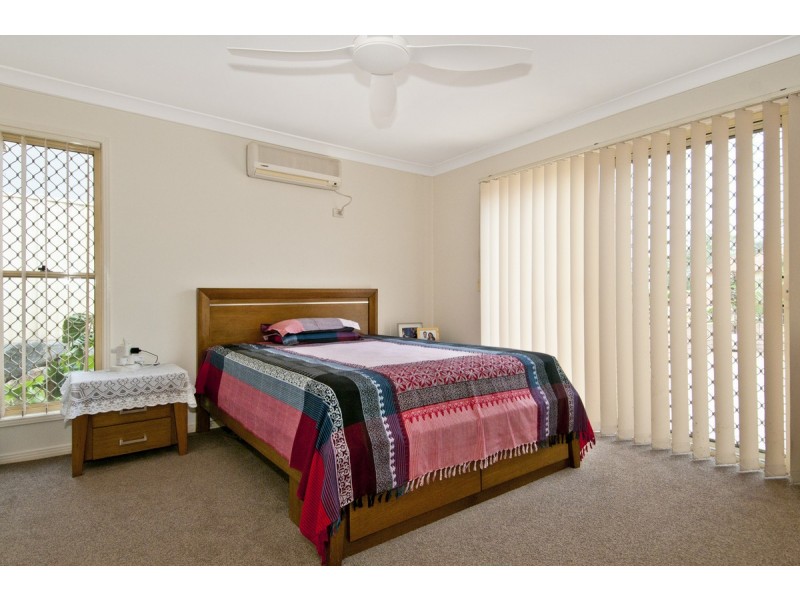 1 Respall Way, Arundel QLD 4214