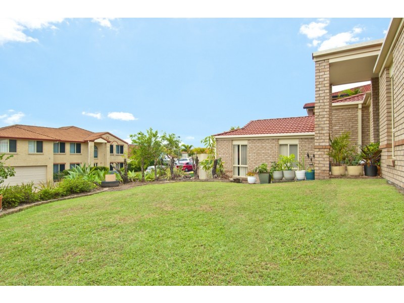 1 Respall Way, Arundel QLD 4214