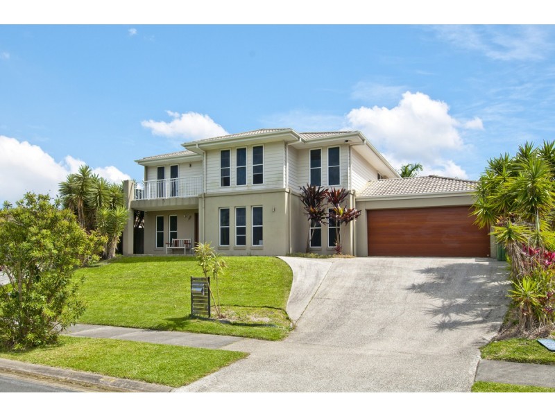 20 Hawkesbury Avenue, Pacific Pines QLD 4211