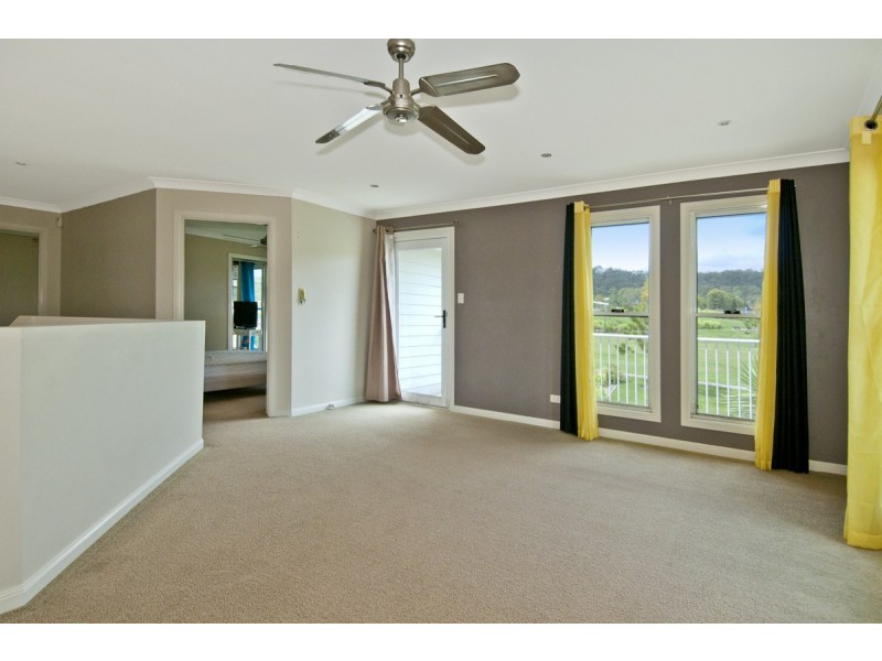 20 Hawkesbury Avenue, Pacific Pines QLD 4211