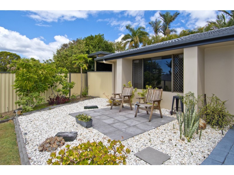 10 Berri Place, Helensvale QLD 4212