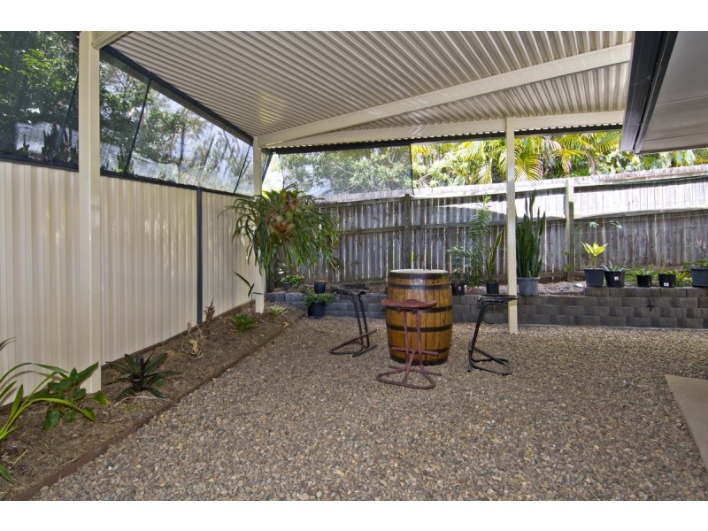 10 Berri Place, Helensvale QLD 4212