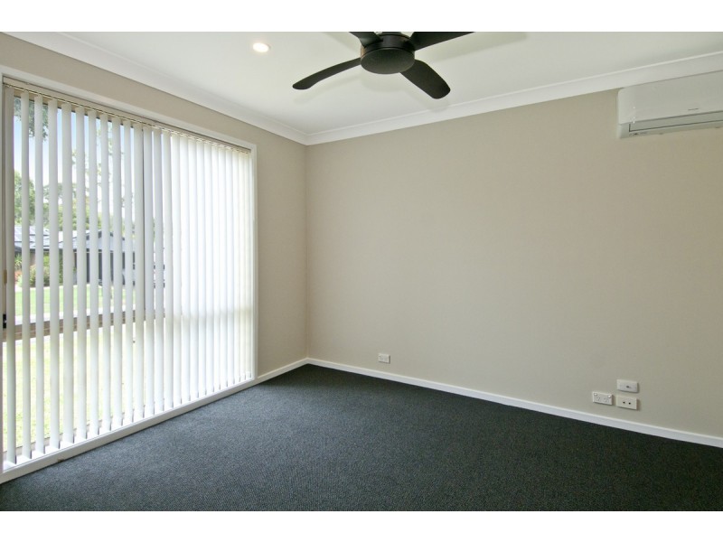 34 Barrs Avenue, Oxenford QLD 4210