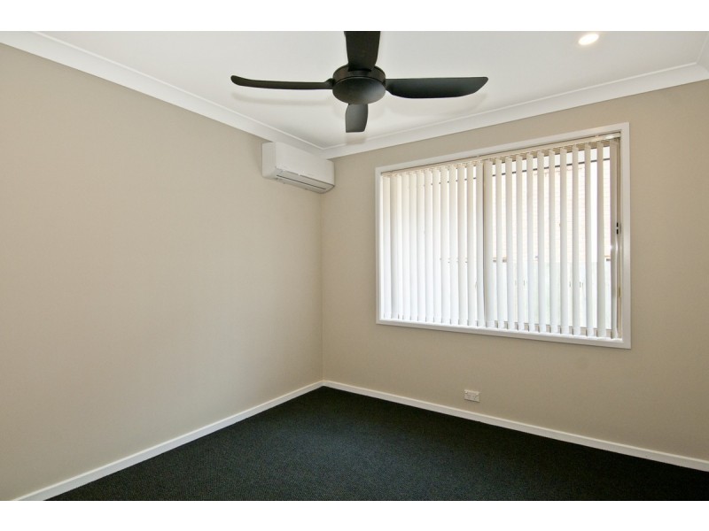 34 Barrs Avenue, Oxenford QLD 4210