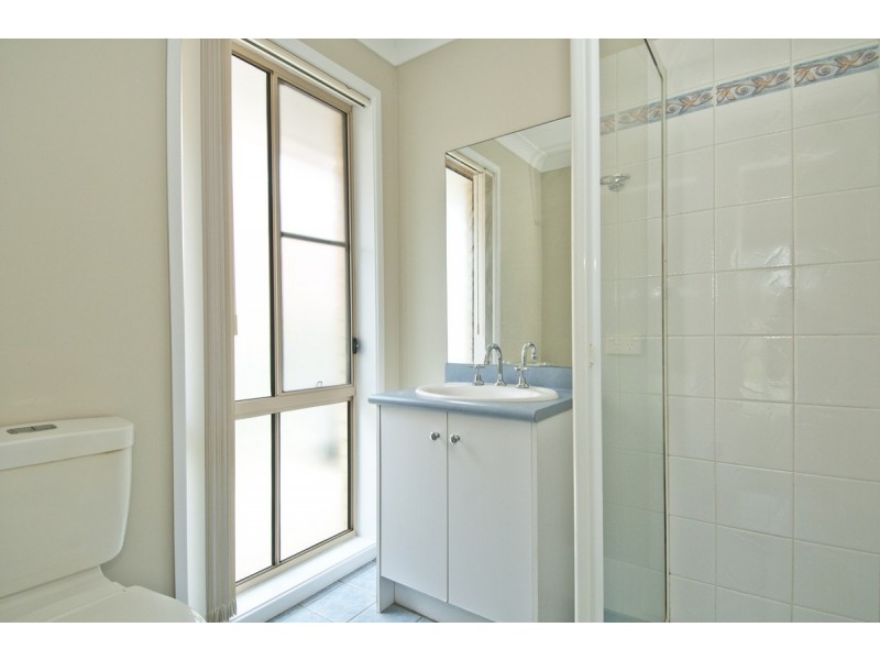 34 Barrs Avenue, Oxenford QLD 4210