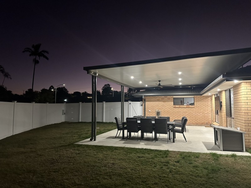 1/5 Elm Court, Labrador QLD 4215