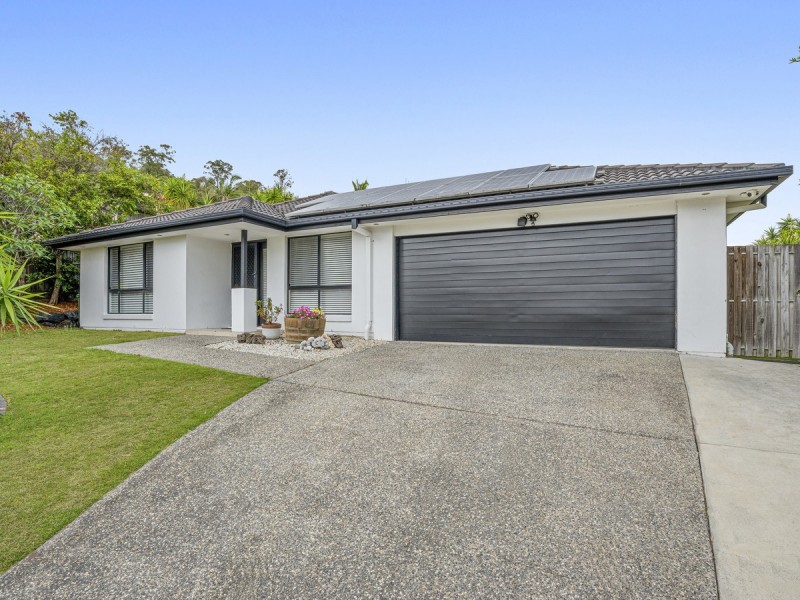 43 Gerard Street, Pacific Pines QLD 4211