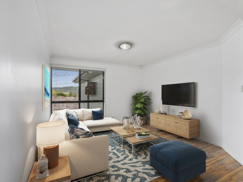 43 Gerard Street, Pacific Pines QLD 4211