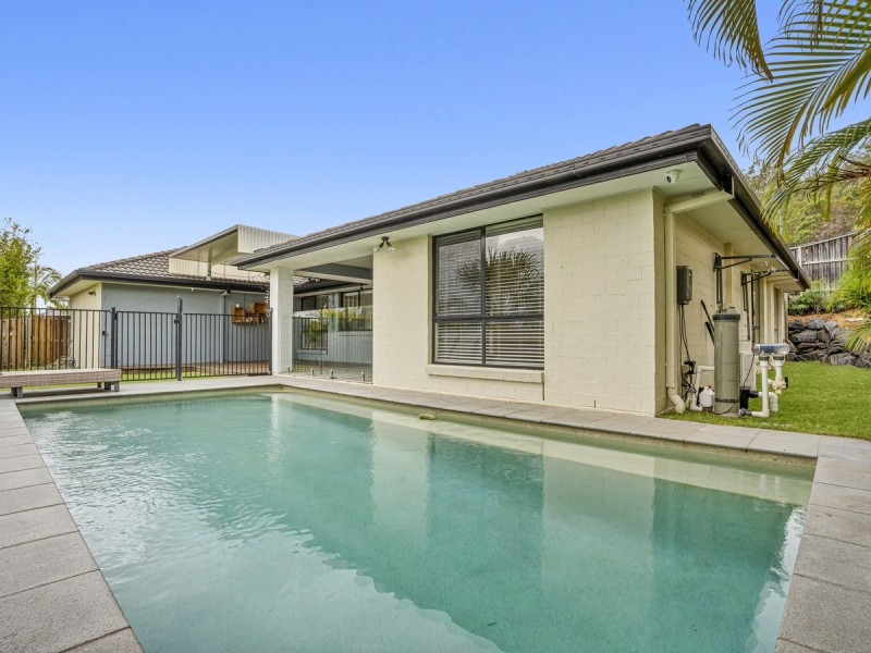 43 Gerard Street, Pacific Pines QLD 4211