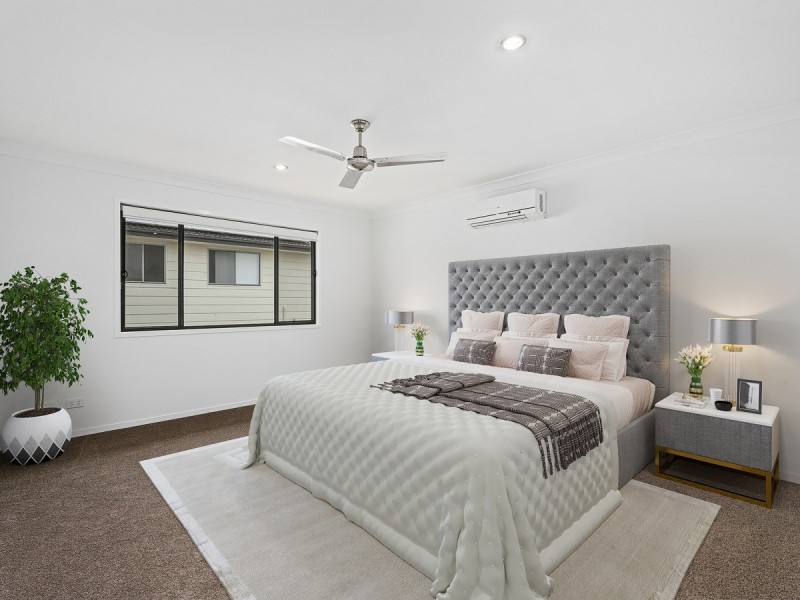 20 Barrington Street, Pacific Pines QLD 4211