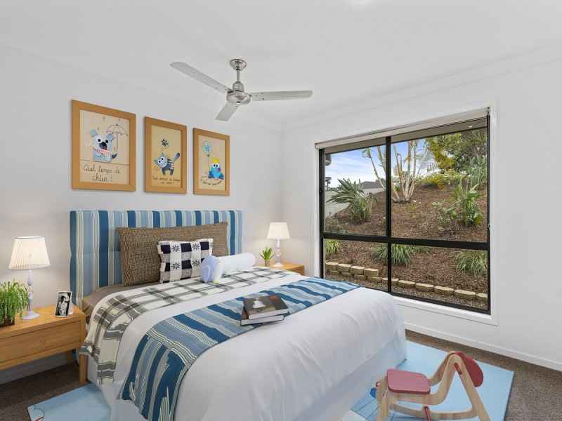 20 Barrington Street, Pacific Pines QLD 4211