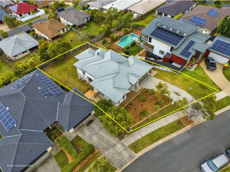 20 Barrington Street, Pacific Pines QLD 4211