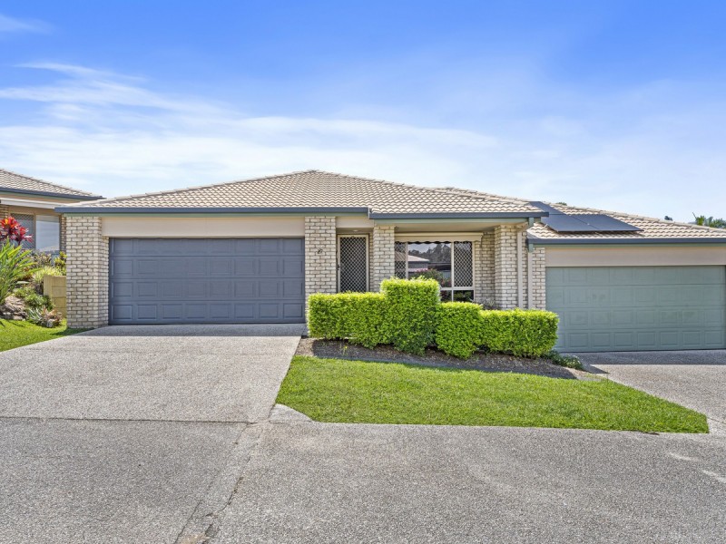 27/1 Archipelago Street, Pacific Pines QLD 4211