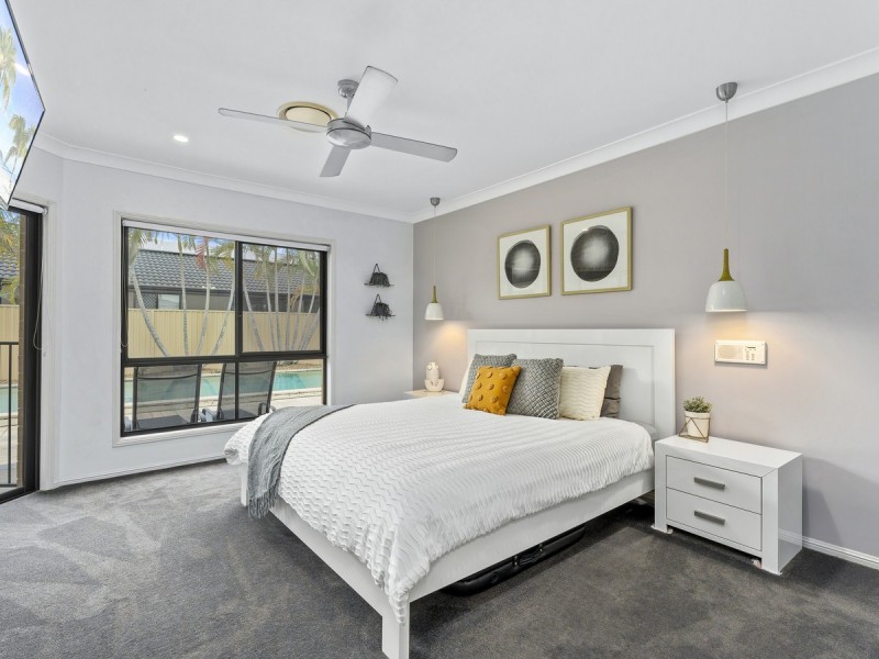 5 Applegum Place, Molendinar QLD 4214