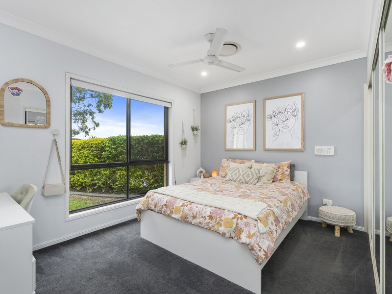 5 Applegum Place, Molendinar QLD 4214