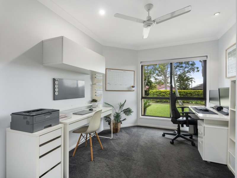 5 Applegum Place, Molendinar QLD 4214