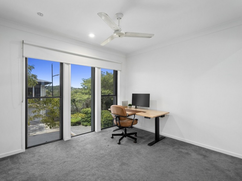 67/18 Archipelago Street, Pacific Pines QLD 4211