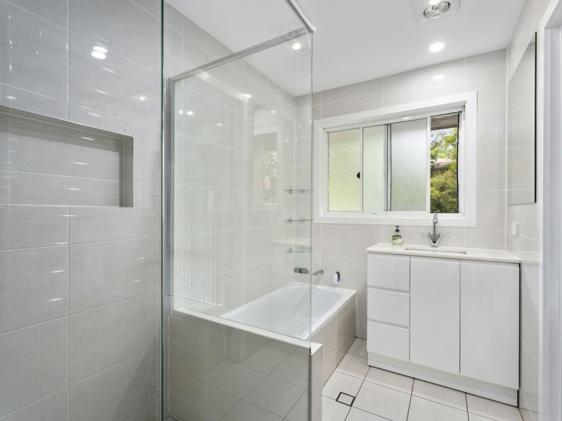 49 Lindfield Road, Helensvale QLD 4212