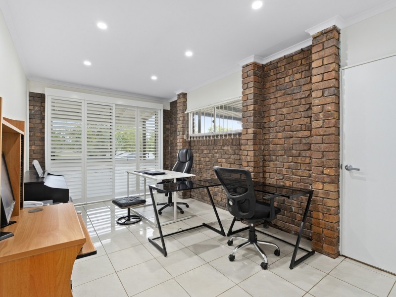 49 Lindfield Road, Helensvale QLD 4212