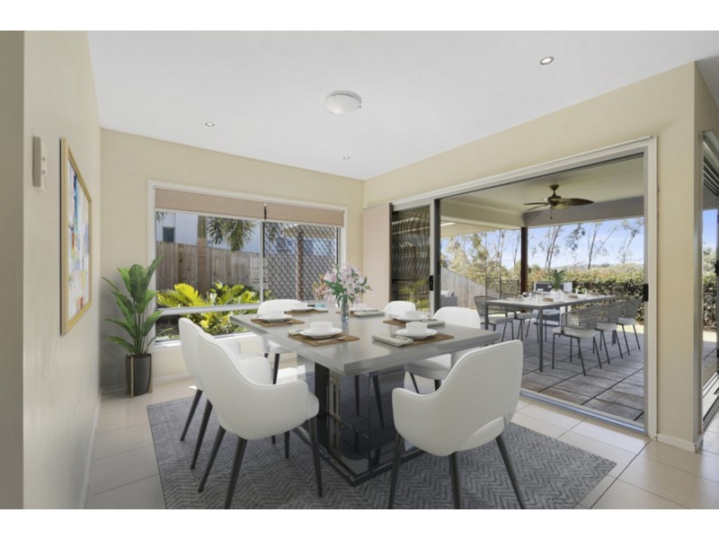 48 Fletcher Crescent, Pacific Pines QLD 4211