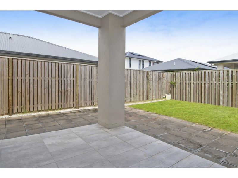 9 Olive Street, Helensvale QLD 4212