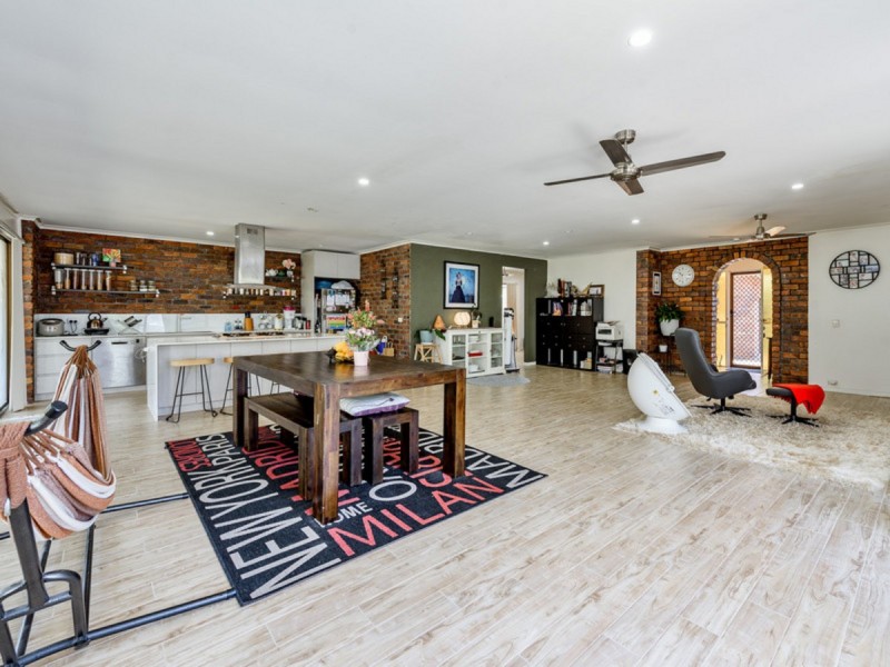 7 Picola Place, Helensvale QLD 4212