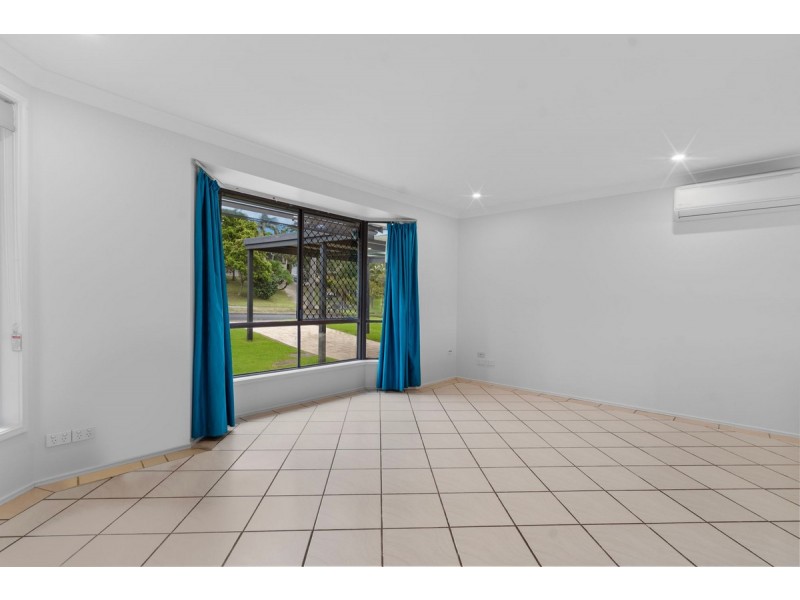 135 Discovery Drive, Helensvale QLD 4212