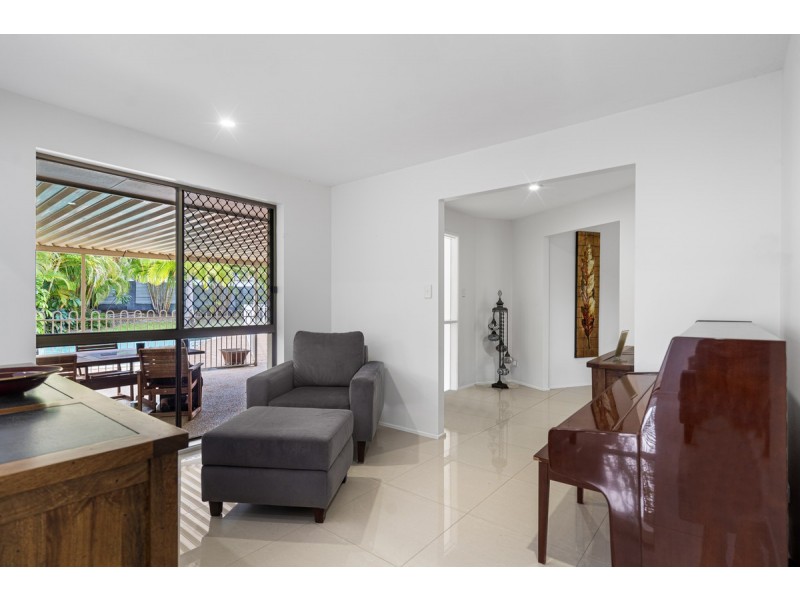 46 Stretton Drive, Helensvale QLD 4212