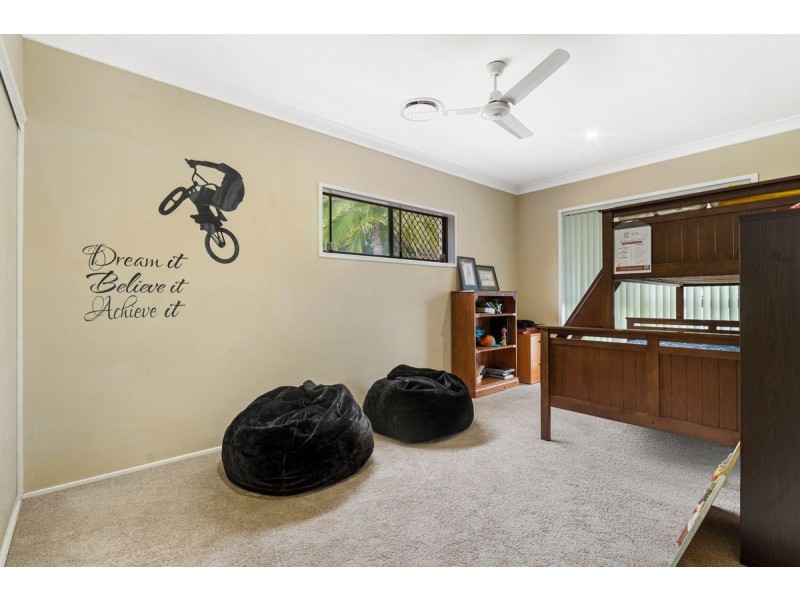 46 Stretton Drive, Helensvale QLD 4212