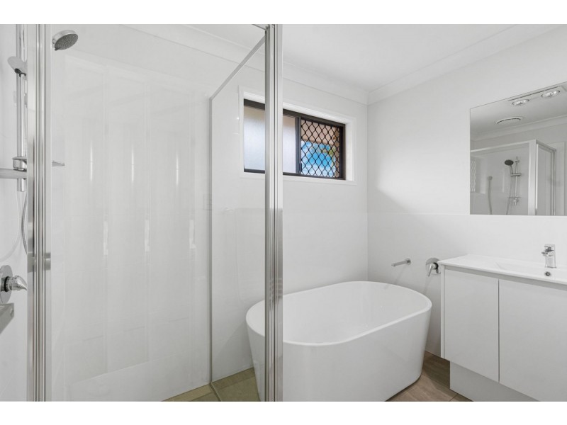 46 Stretton Drive, Helensvale QLD 4212