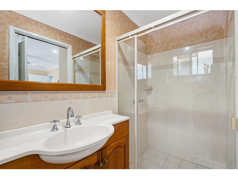 46 Stretton Drive, Helensvale QLD 4212