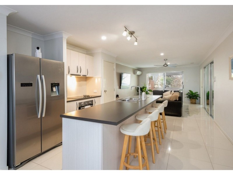 1/66 Hawkesbury Avenue, Pacific Pines QLD 4211