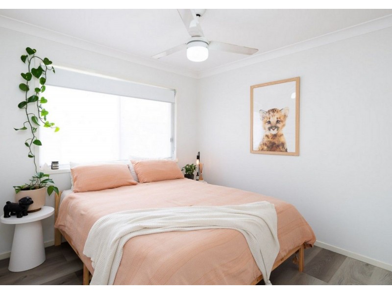 1/66 Hawkesbury Avenue, Pacific Pines QLD 4211